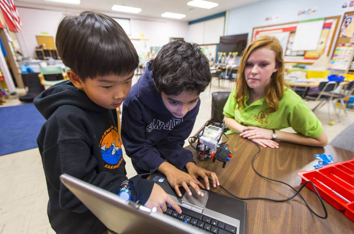 STEM Extracurricular Program STEM Extracurricular Program
