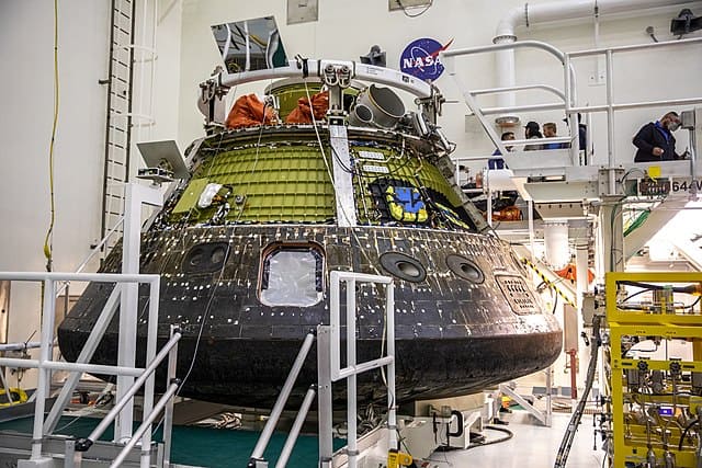 Orion ready for de-servicing Orion ready for de-servicing
