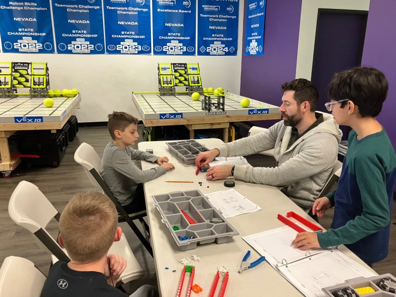 EFK | After-school STEM programs